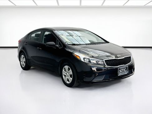 Used 2018 Kia Forte LX w/ LX Rear Camera Package FWD image 3