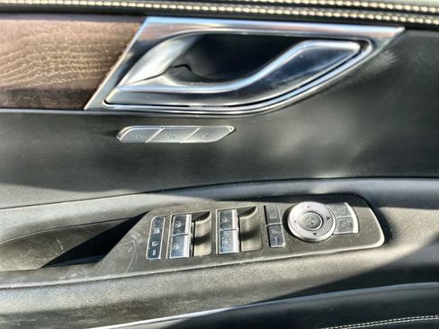 Used 2024 Genesis GV80 2.5T image 17