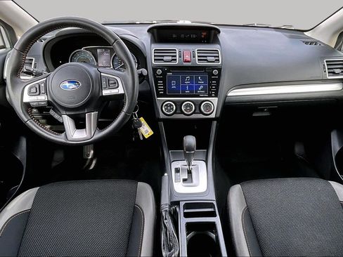 Used 2017 Subaru Crosstrek 2.0i Premium image 14