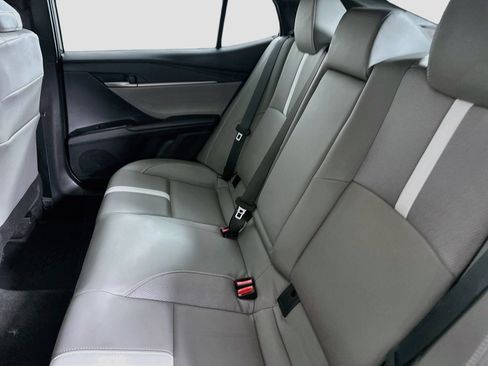 Used 2025 Toyota Camry SE FWD image 27