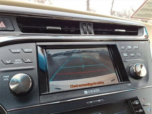 Used 2013 Toyota Avalon Limited image 20