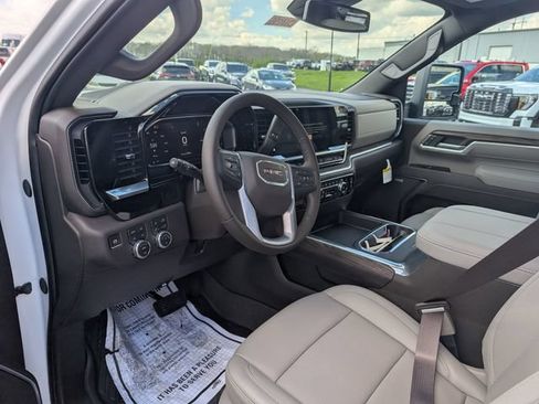New 2026 GMC Sierra 2500 SLT w/ SLT Premium Package AWD/4WD image 14