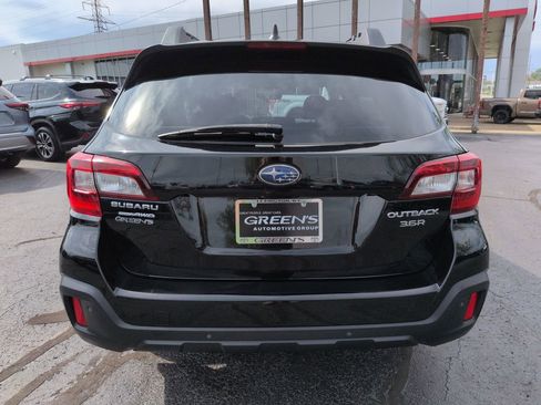 Used 2018 Subaru Outback 3.6R Limited AWD/4WD image 4
