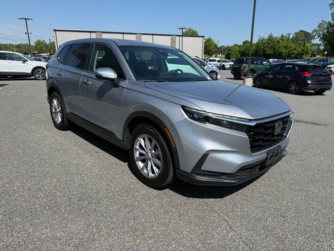 Used 2025 Honda CR-V EX-L image 9