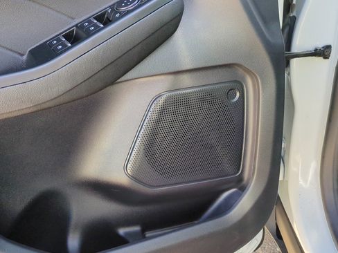 Used 2022 Ford Escape Titanium w/ Class II Trailer Tow Package image 14