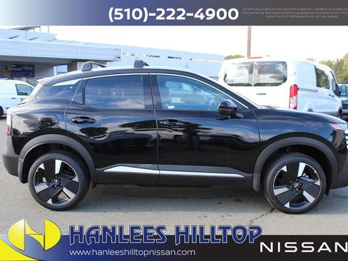 New 2025 Nissan Kicks SR image 6