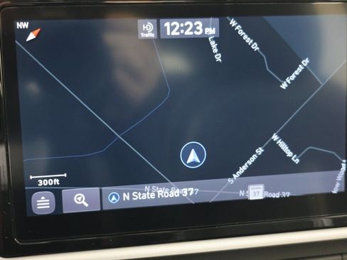 Used 2022 Hyundai Venue Limited w/ Cargo Package image 8