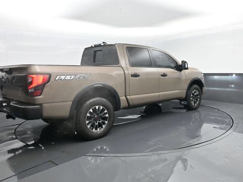 Used 2023 Nissan Titan PRO-4X w/ Pro-4x Convenience Package AWD/4WD image 24