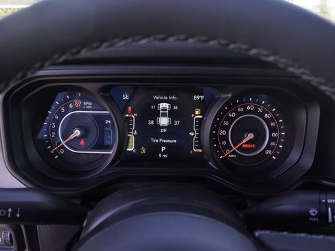 New 2026 Jeep Gladiator Willys image 13