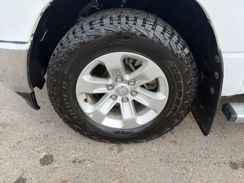 Used 2023 RAM 1500 Laramie AWD/4WD image 13