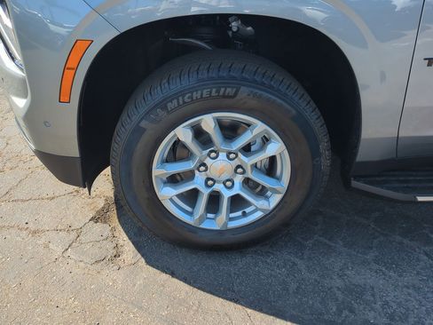 New 2026 Chevrolet Tahoe LS w/ LPO, Dark Essentials Package image 32