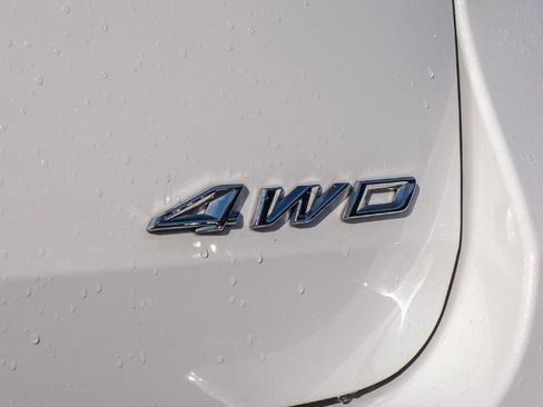 Certified 2025 Ford Explorer Platinum w/ Ultimate Package image 12