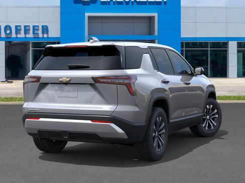 New 2026 Chevrolet Equinox LT image 4