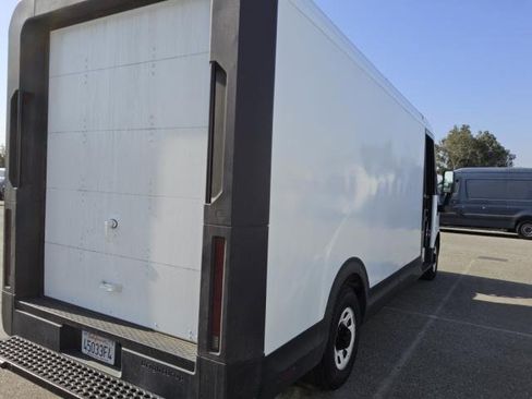 Used 2024 Chevrolet Brightdrop 600 w/ Commercial Equipment Package AWD/4WD image 21