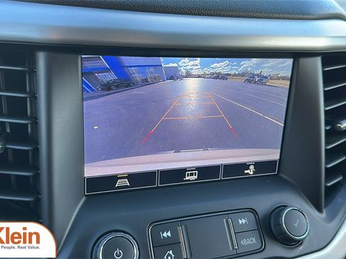 Used 2023 GMC Acadia SLT w/ Trailering Package image 22