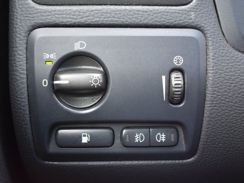 Used 2006 Volvo XC70 2.5T image 17