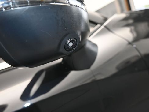 Used 2022 Mitsubishi Outlander SE image 51