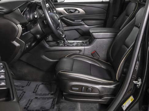 Used 2023 Chevrolet Traverse Premier w/ Redline Edition image 26