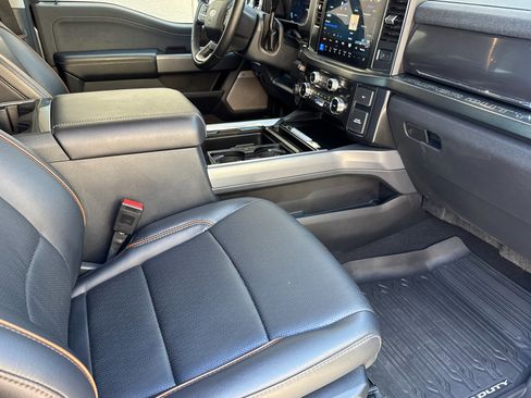 Used 2025 Ford F250 Lariat w/ Chrome Package AWD/4WD image 18