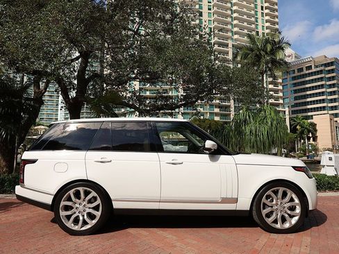 Used 2016 Land Rover Range Rover Supercharged image 24