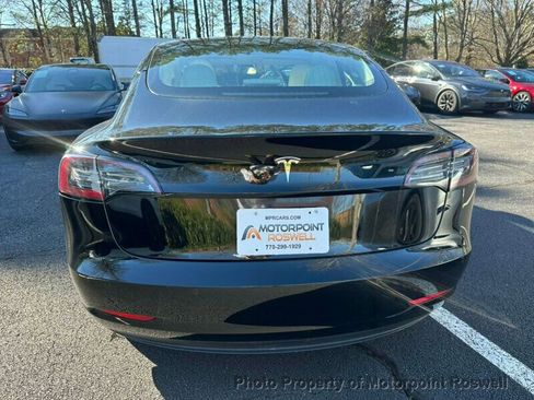 Used 2020 Tesla Model 3 Standard Range Plus image 4