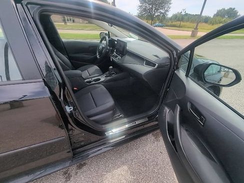 Used 2026 Toyota Corolla LE FWD image 3