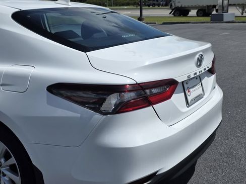 Used 2024 Toyota Camry LE FWD image 11
