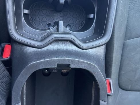 Used 2023 Toyota RAV4 XLE FWD image 15