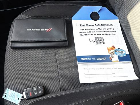 Used 2015 Dodge Charger SXT RWD image 30