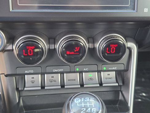 Used 2024 Toyota GR86 image 12