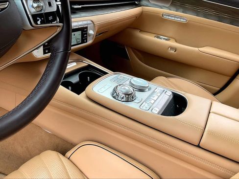 Used 2024 Genesis G90 3.5T image 19