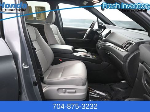 Used 2024 Honda Passport EX-L image 16
