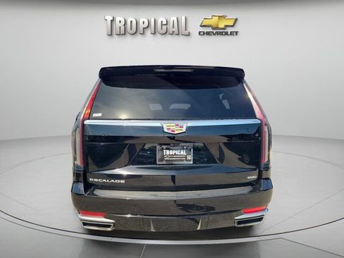 Used 2023 Cadillac Escalade ESV Premium Luxury RWD image 4