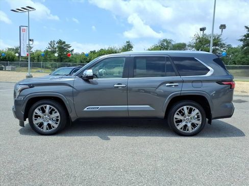 Certified 2024 Toyota Sequoia Capstone AWD/4WD image 8