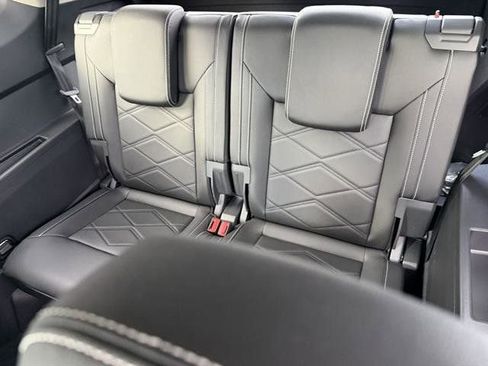 New 2026 Volkswagen Atlas SE image 19