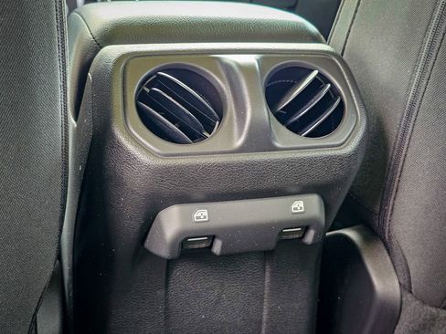 Certified 2021 Jeep Wrangler Unlimited Sport AWD/4WD image 31