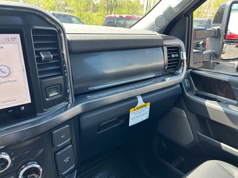 New 2026 Ford F550 4x4 Crew Cab image 36