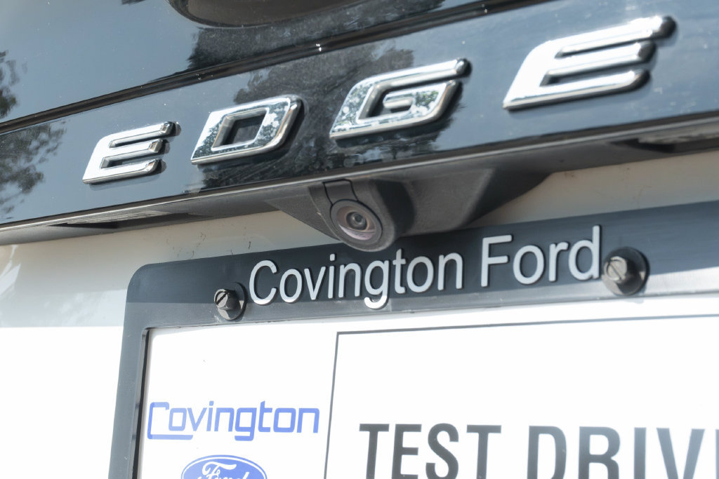 Used 2024 Ford Edge ST-Line w/ Class II Trailer Tow Package AWD/4WD image 8
