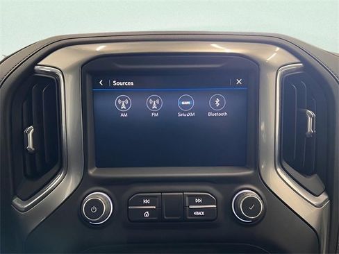 Used 2022 Chevrolet Silverado 1500 LT image 21