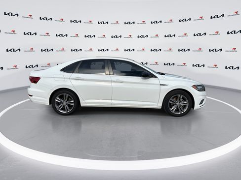 Used 2021 Volkswagen Jetta R-Line w/ R-Line Cold Weather Package FWD image 9