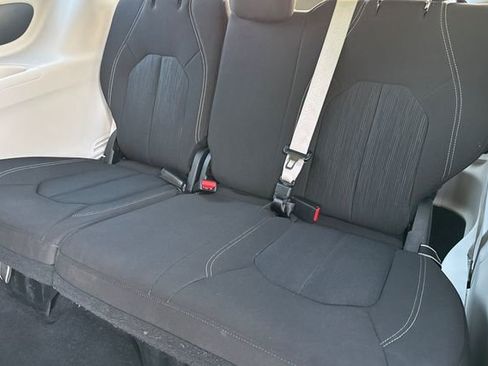 Used 2024 Chrysler Voyager LX image 16