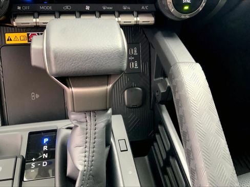 Used 2026 Toyota 4Runner Limited AWD/4WD image 35
