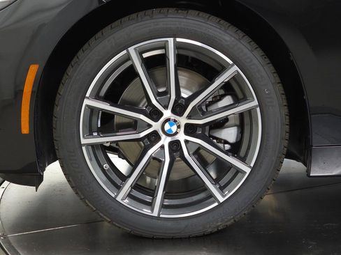 Used 2025 BMW 230i xDrive Coupe w/ Convenience Package AWD/4WD image 8