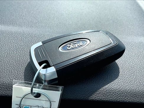 Used 2025 Ford Escape ST-Line w/ Tech Pack #1 FWD image 12
