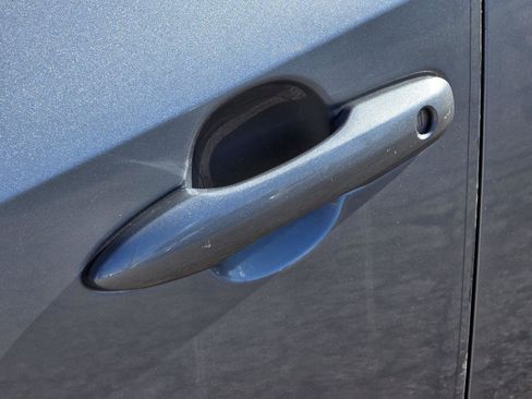 Used 2020 Toyota Corolla SE image 30