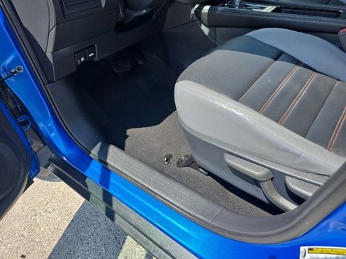 Used 2021 Nissan Kicks SR w/ SR Premium Package image 16