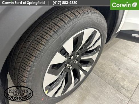 New 2026 Ford Explorer Platinum w/ LUX Leather Package AWD/4WD image 45