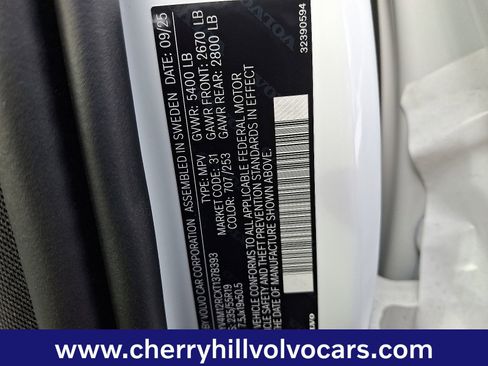 New 2026 Volvo XC60 B5 Plus w/ Protection Package Premier image 16