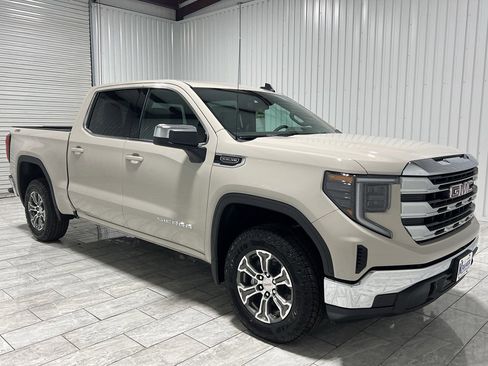 New 2026 GMC Sierra 1500 SLE image 7