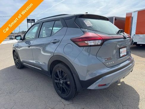 Used 2023 Nissan Kicks SR w/ SR Premium Package FWD image 5